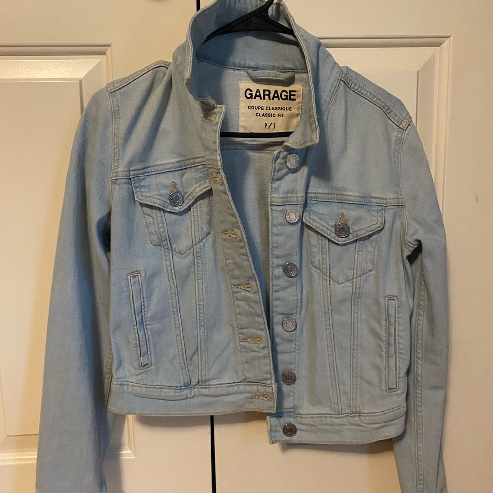 Light wash jean jacket
